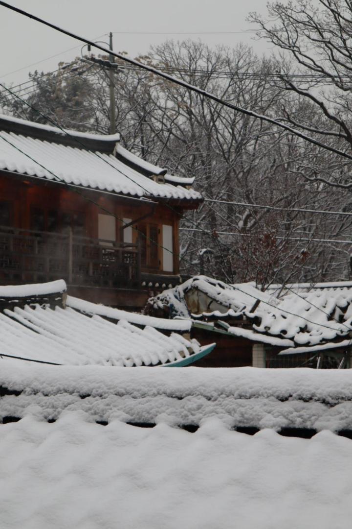 The Korean Traditional Hanok In Downtown Seoul For Convenient Public Transportation - Seoul Ari Extérieur photo